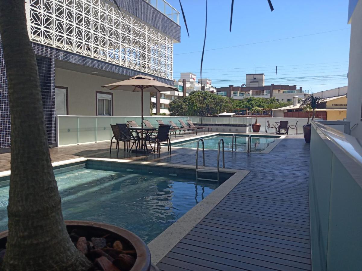 Apartment Mariscal 02 Dormitorios, 80m Do Mar, Com Piscina Bombinhas